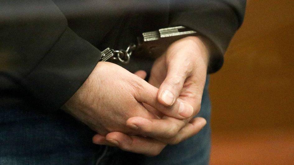 Россияда физик олим “давлатга хиёнат”да айбланиб ҳибсга олинди